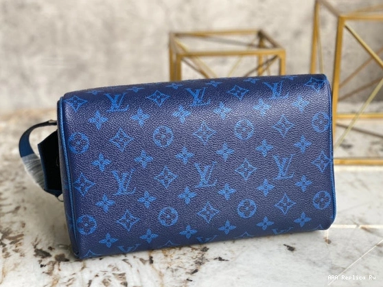 AAA Replica Ru TOILET KIT POUCH VUITTON DOPP LOUIS 0725